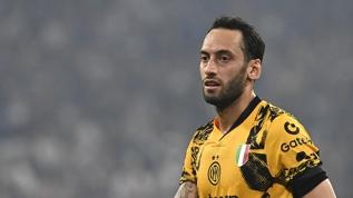 Fenerbahçe'nin transfer adayı Hakan Çalhanoğlu İstanbul'da!