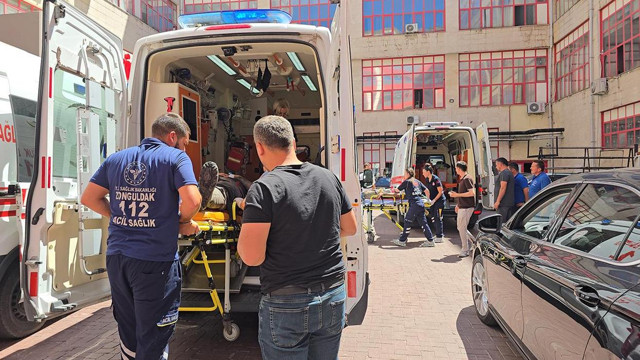 Zonguldak'ta maden ocağında göçük ve gaz sızıntısı: 5 işçi hastanelik oldu