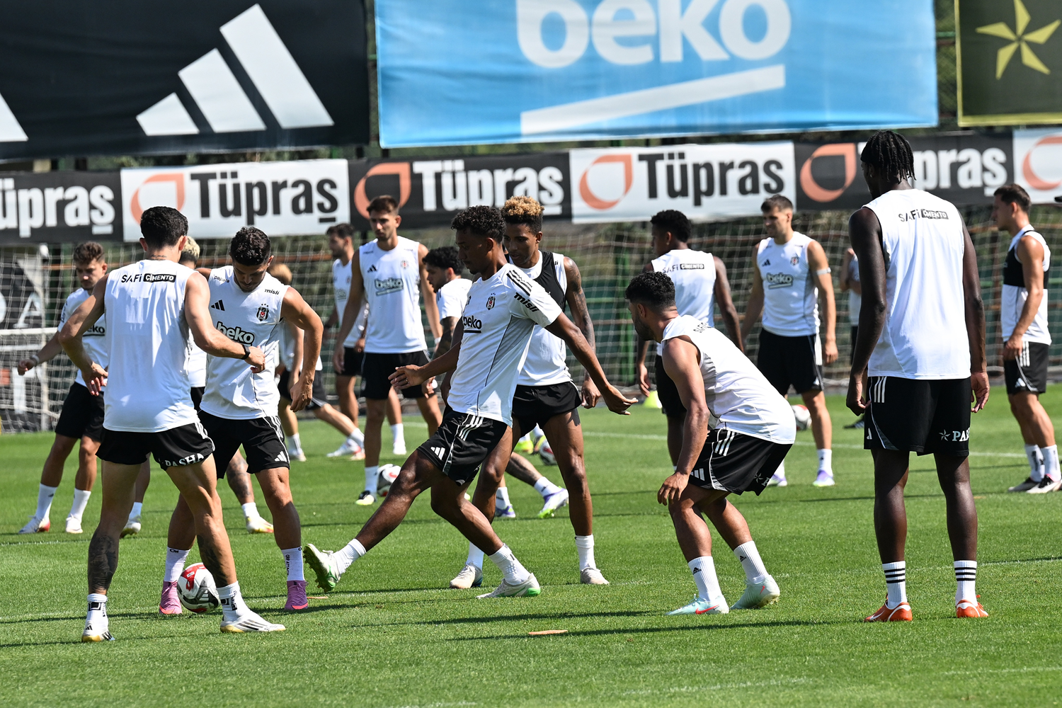 Beşiktaş, Shakhtar Donetsk karşılaşması için hazır