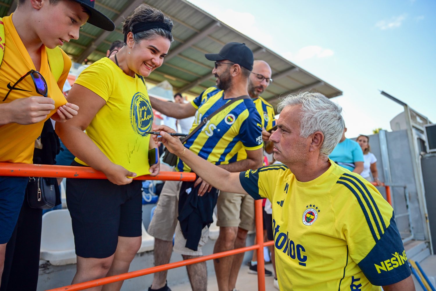 Mourinho: "Fenerbahçe'de final oynamadım, kupa kazanamadım"
