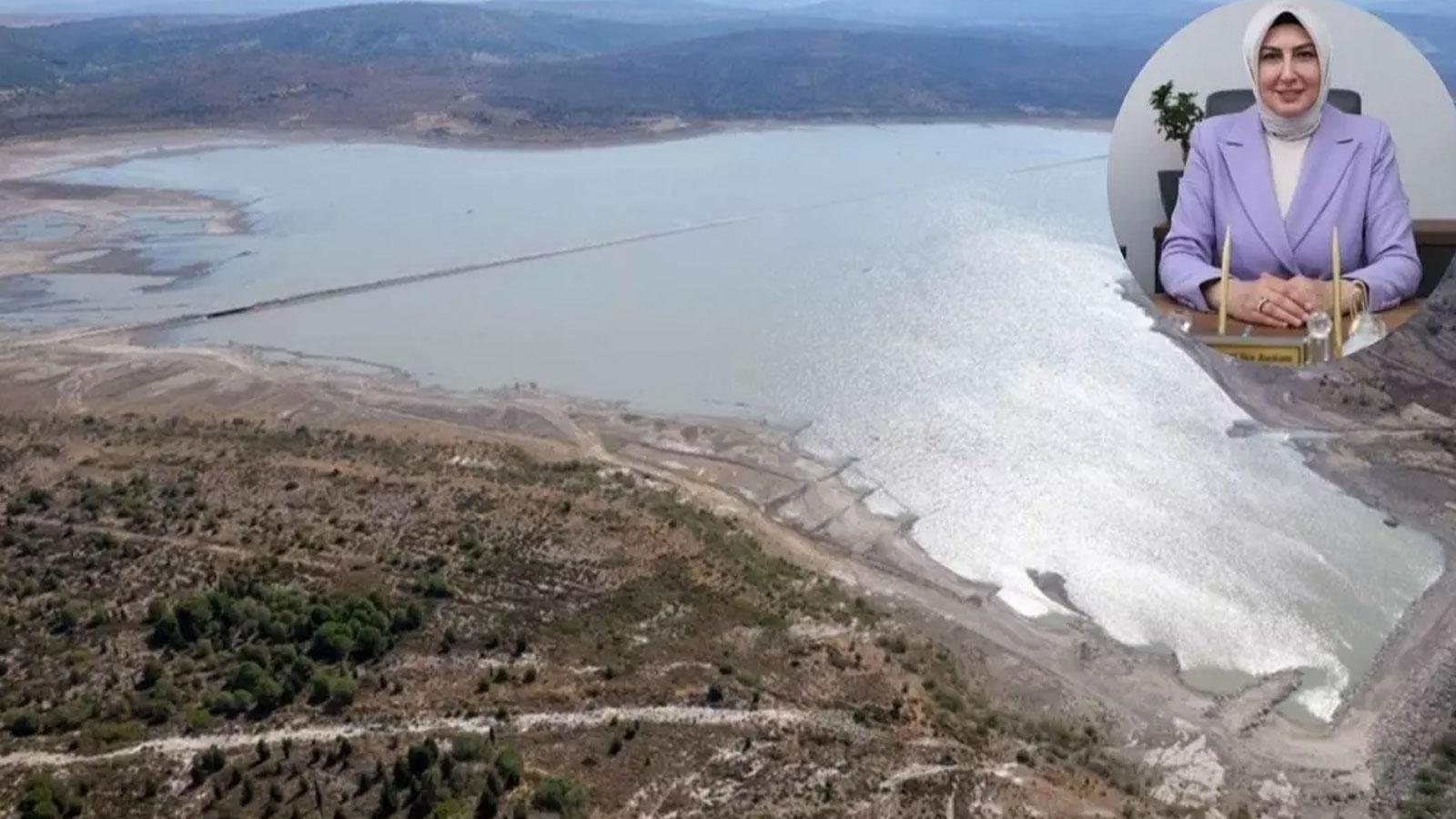 Çeşme'de susuzluk üzerinden algı oyunu! AK Parti, İZSU'nun beceriksizliğini yüzüne vurdu