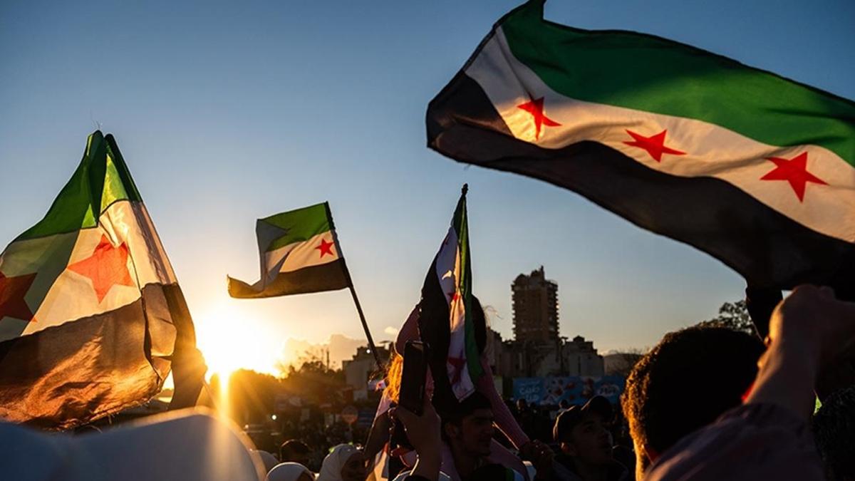 Suriye yönetimi duyurdu! Kritik görüşmenin adresi Paris