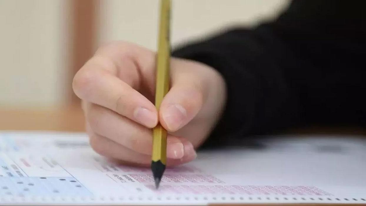 Üniversite adaylarına "sadece puana bakarak tercih yapmayın" uyarısı