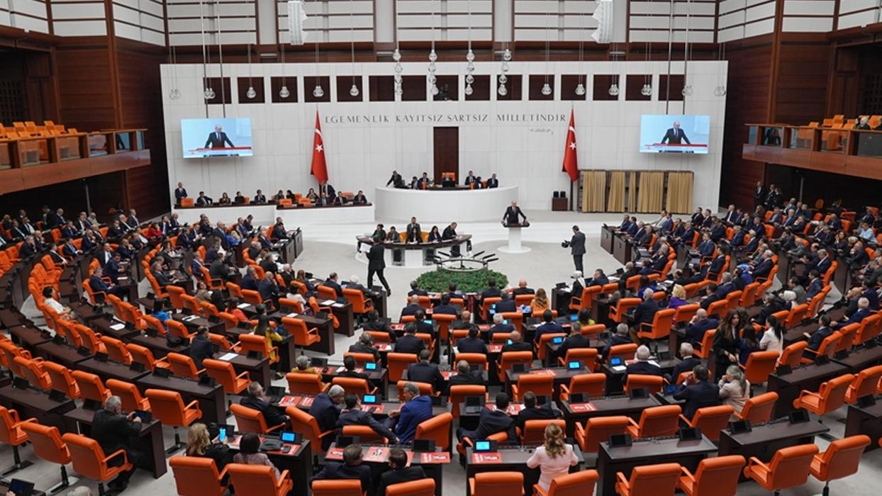 Milletvekilleri bakanlıkları "soru yağmuru"na tuttu