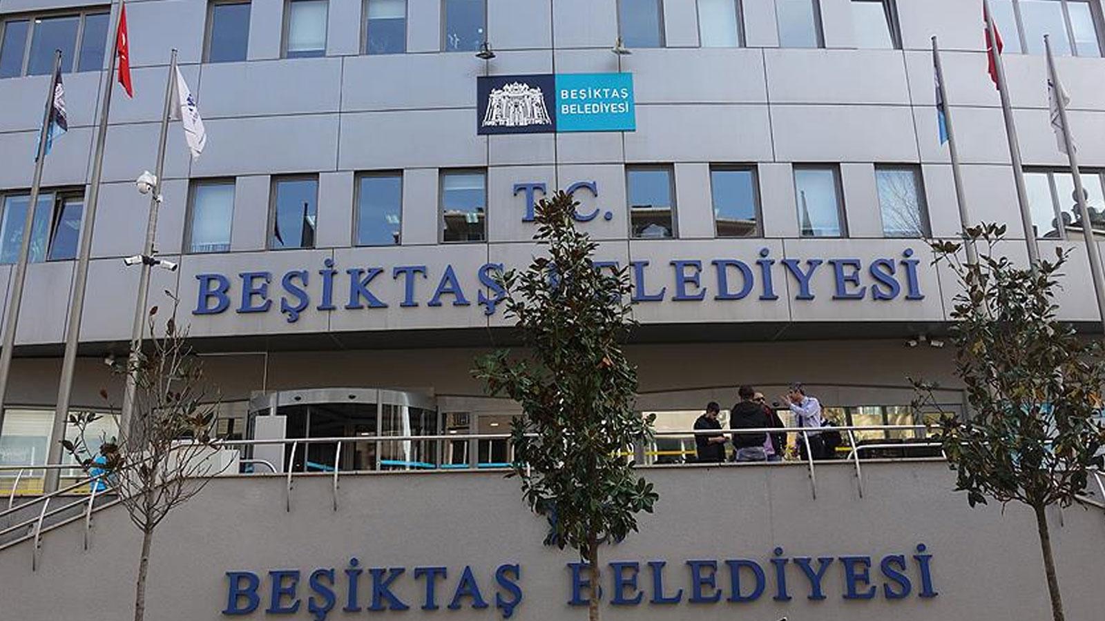 Beşiktaş Belediyesi işçileri maaşlarını alamayınca iş bıraktı