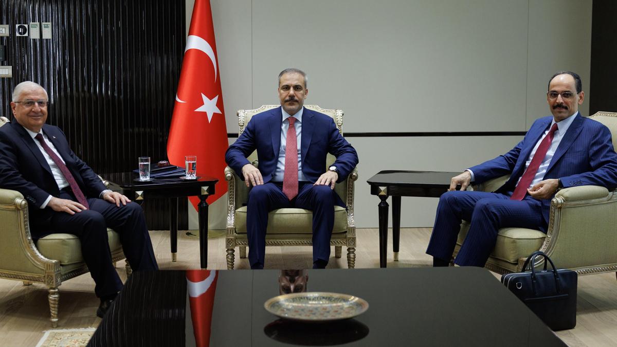 Bakan Fidan, Milli Savunma Bakanı Güler ve MİT Başkanı Kalın ile görüştü