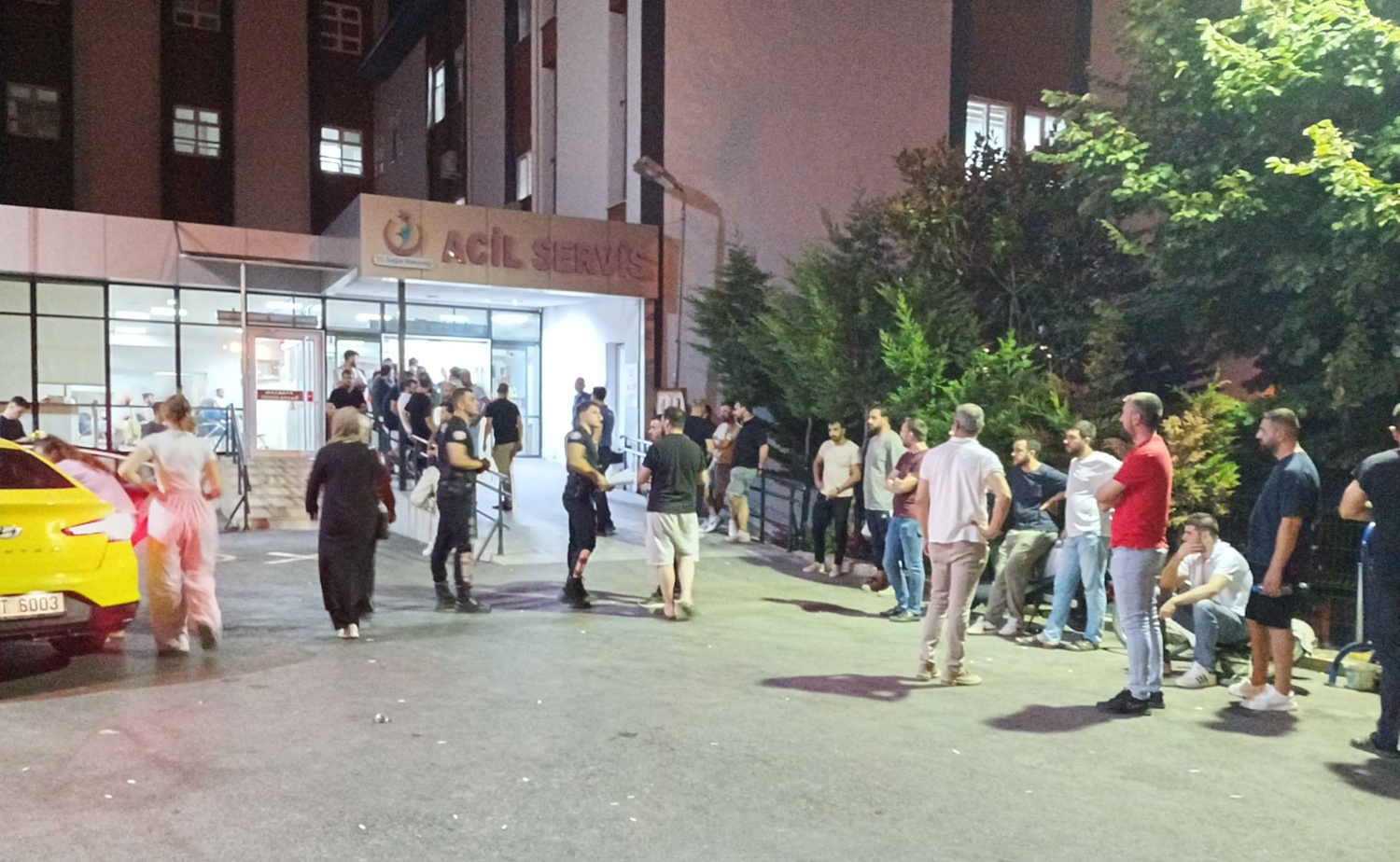 Kocaeli'de çıkan bıçaklı kavgada 1 kişi öldü