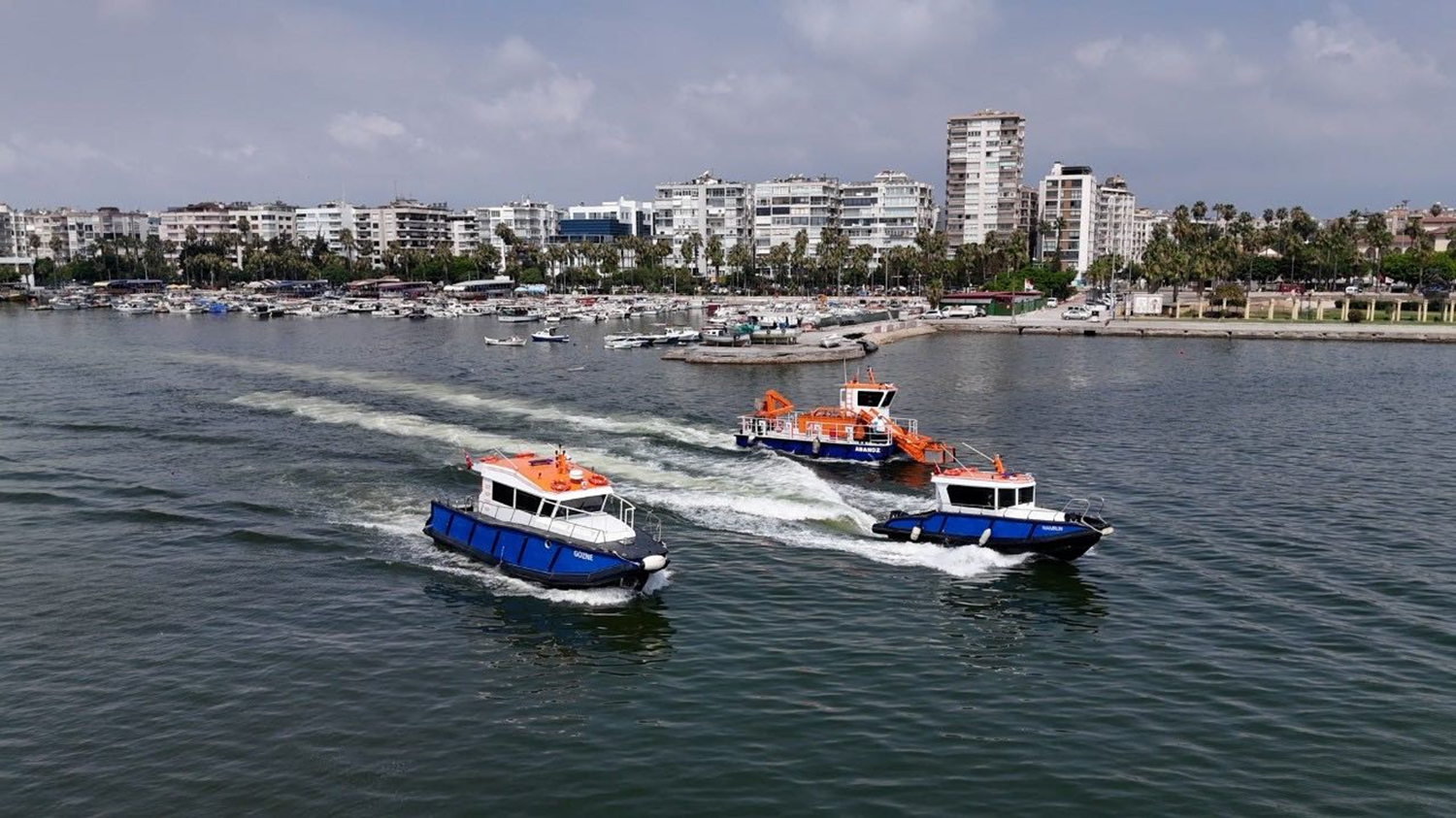 Mersin'de denizi kirleten 91 gemiye yaklaşık 300 milyon lira ceza kesildi