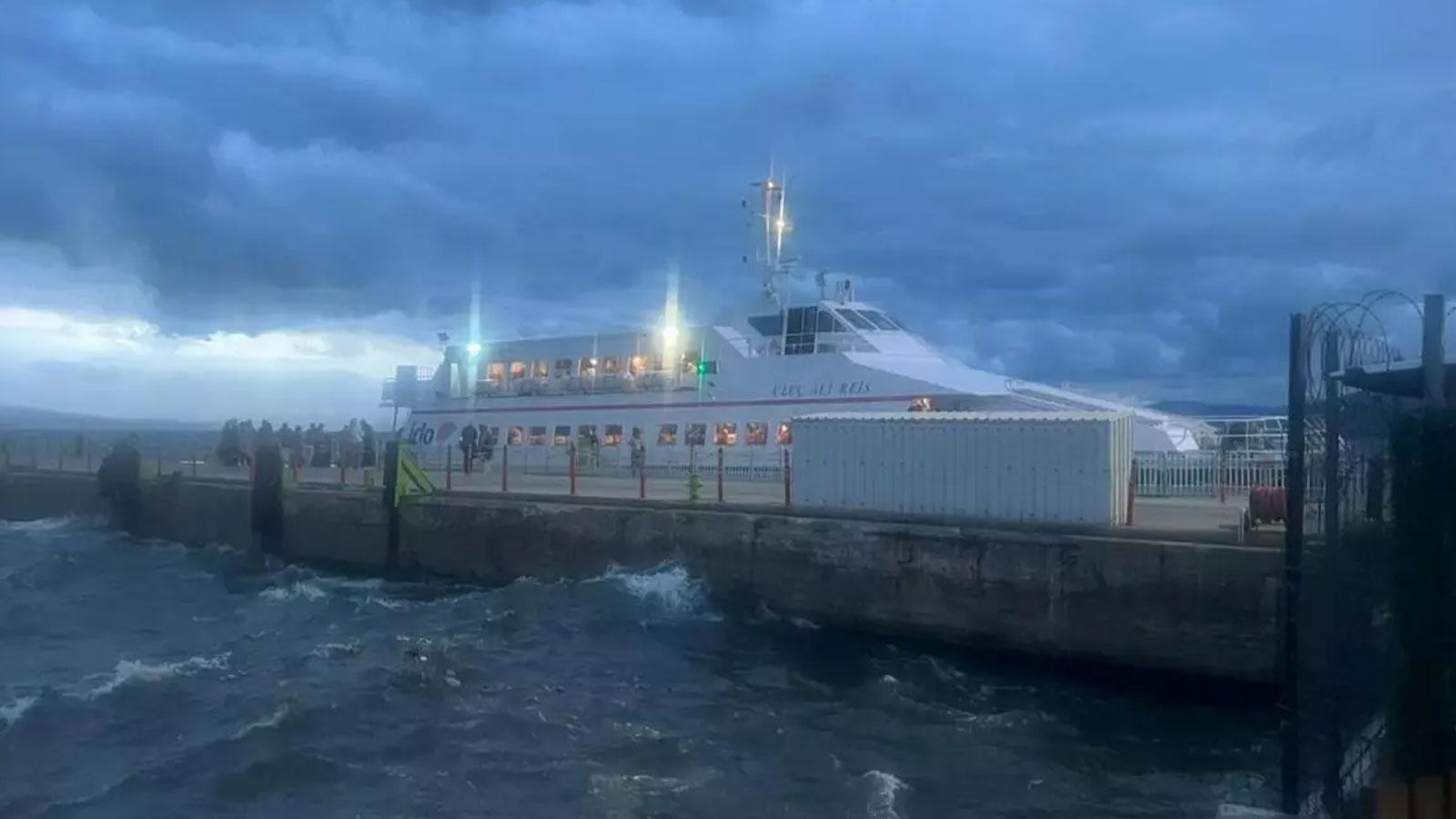 İstanbul'da deniz ulaşımına hava muhalefeti: Sefer iptal edildi