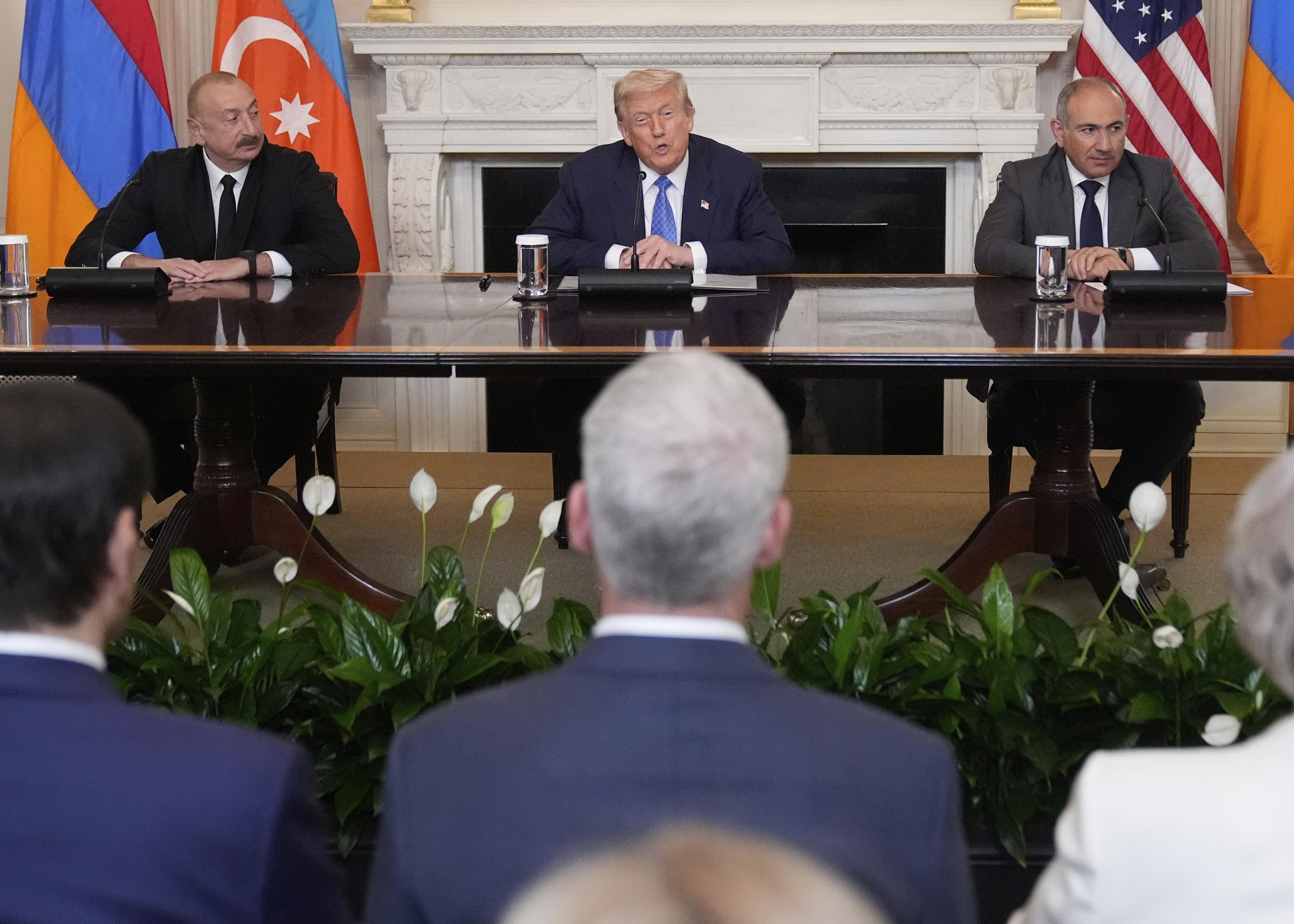 Beyaz Saray'da tarihi zirve! 3'lü mutabakat imzalandı