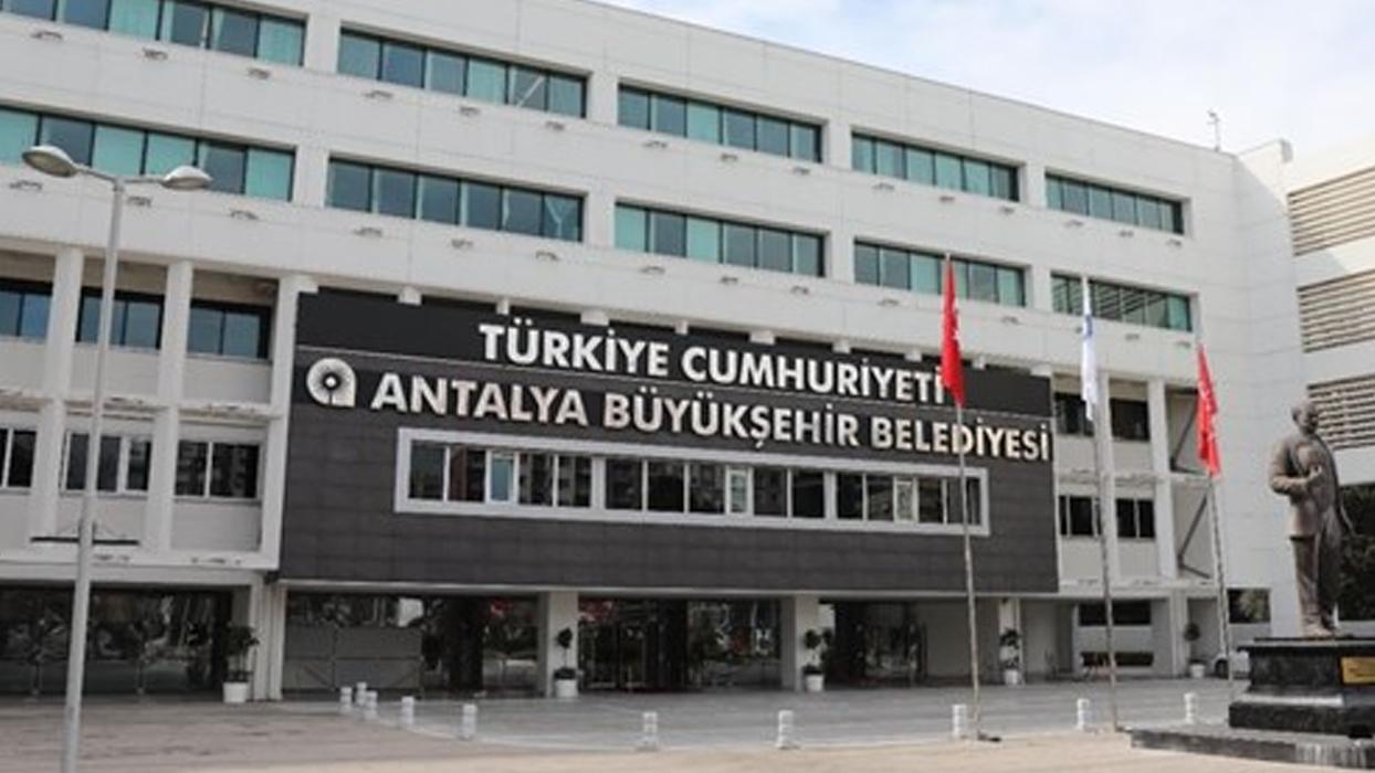 Antalya Büyükşehir Belediyesine "rüşvet" operasyonu: 17 gözaltı