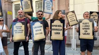 CHP'li belediyeye ''mezar taşlı'' protesto! Projeyi ellerine yüzlerine bulaştırdılar