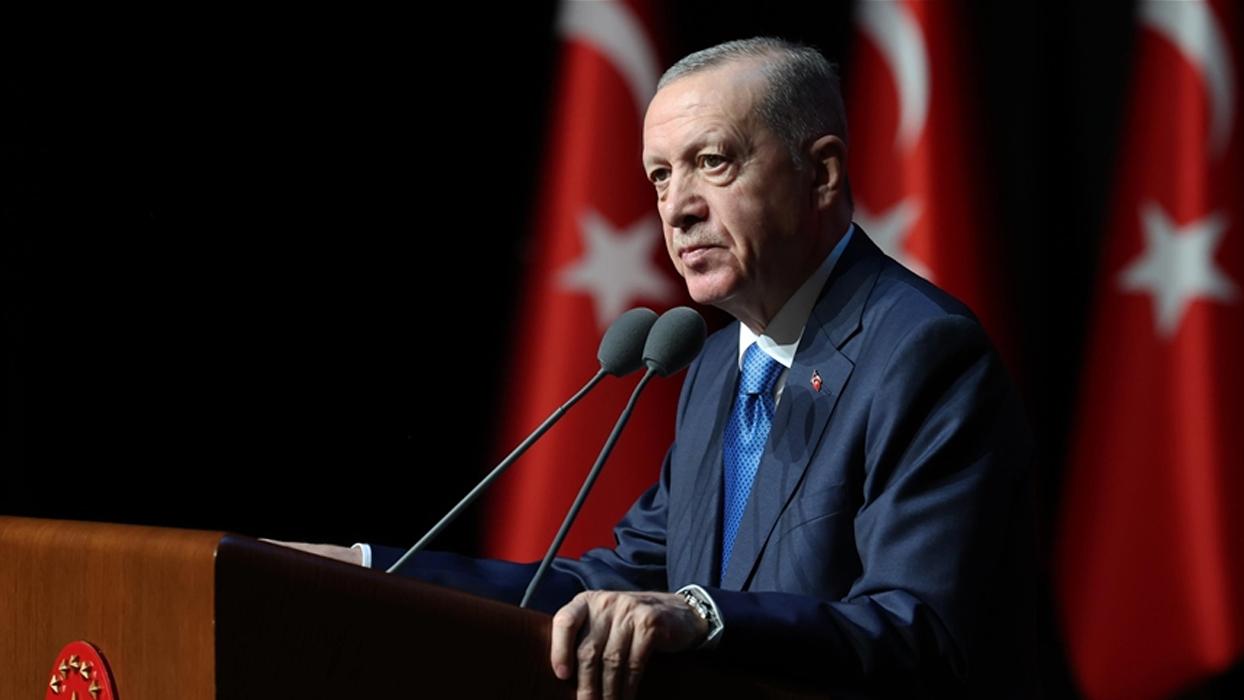 Cumhurbaşkanı Erdoğan'dan, hayatını kaybeden orman işçisi Demirel'in ailesine başsağlığı mesajı