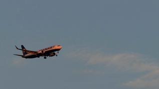 Atina'da rötar krizi: Yüz binlerce yolcu etkilendi