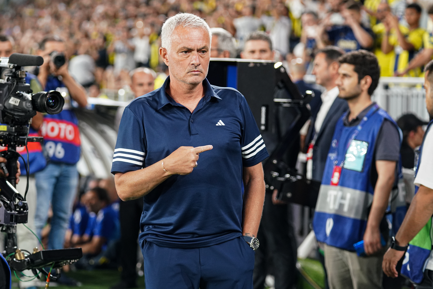 Nottingham Forest, Nuno Espirito Santo'nun yerine Jose Mourinho'yu hedefliyor