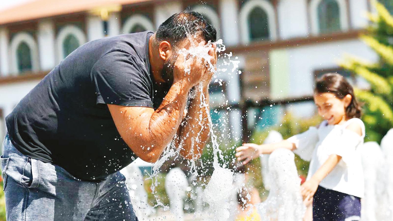 Termometreler 55 dereceye çıktı! Şanlıurfa sıcaktan kavruluyor