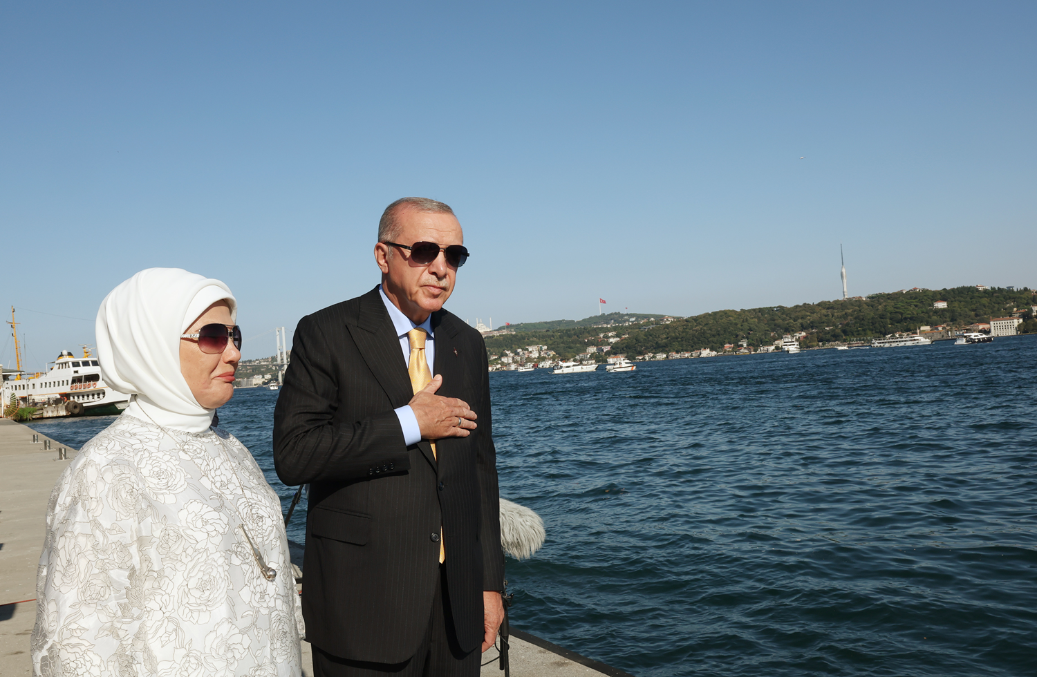 Cumhurbaşkanı Erdoğan'dan İstanbul Boğazı'ndaki geçit törenine ilişkin paylaşım