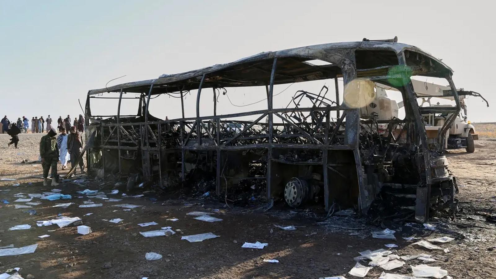 Afganistanda otobüs kazasında 25 kişi hayatını kaybetti, 27 kişi yaralandı