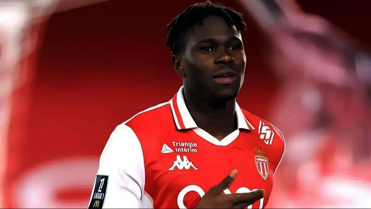 Galatasaray bir transferi daha bitiriyor! Wilfried Singo geliyor