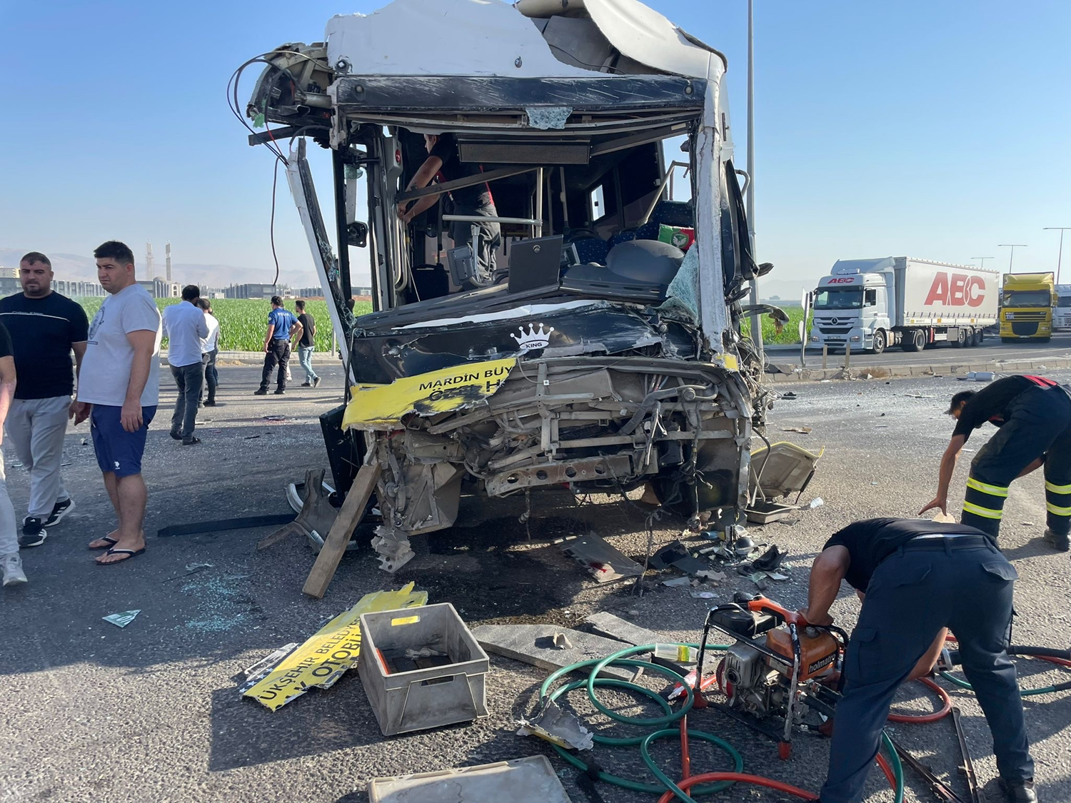 Mardin'in Kızıltepe ilçesinde trafik kazası: 10 kişi yaralandı