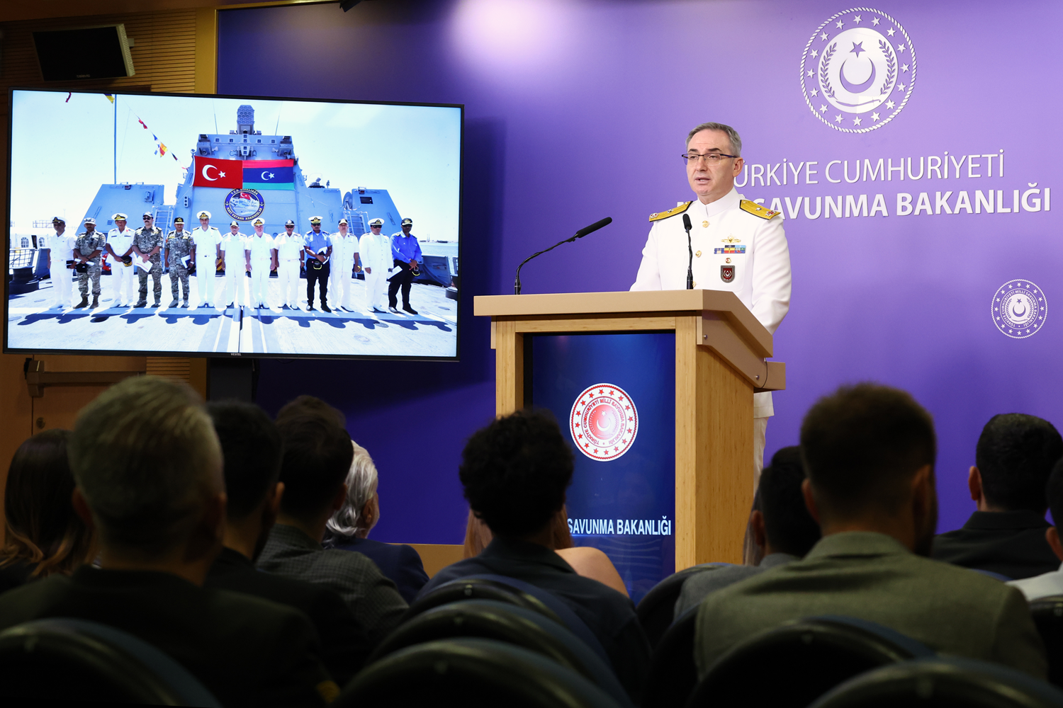 MSB: Türkiye, Suriye'nin birlik ve bütünlüğü için destek verecek