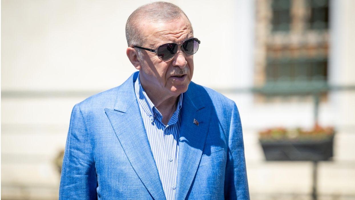 Cumhurbaşkanı Erdoğan cuma namazını Hz. Ali Camisi'nde kıldı