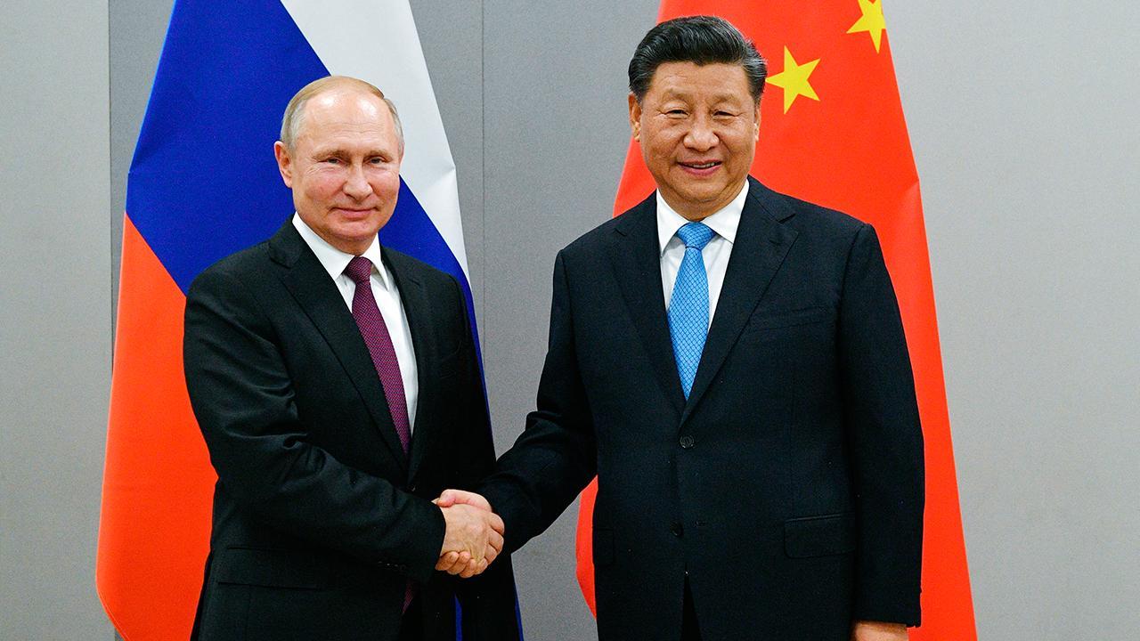 Pekin'de tarihi geçit: Putin, 20 işbirliği belgesi için hazır