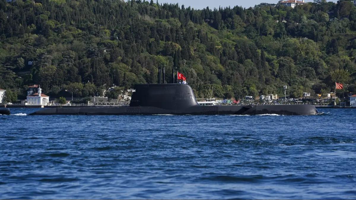 TCG Sakarya ve TCG Hızırreis denizaltılarına yoğun ilgi... TEKNOFEST Mavi Vatan'da ikinci gün