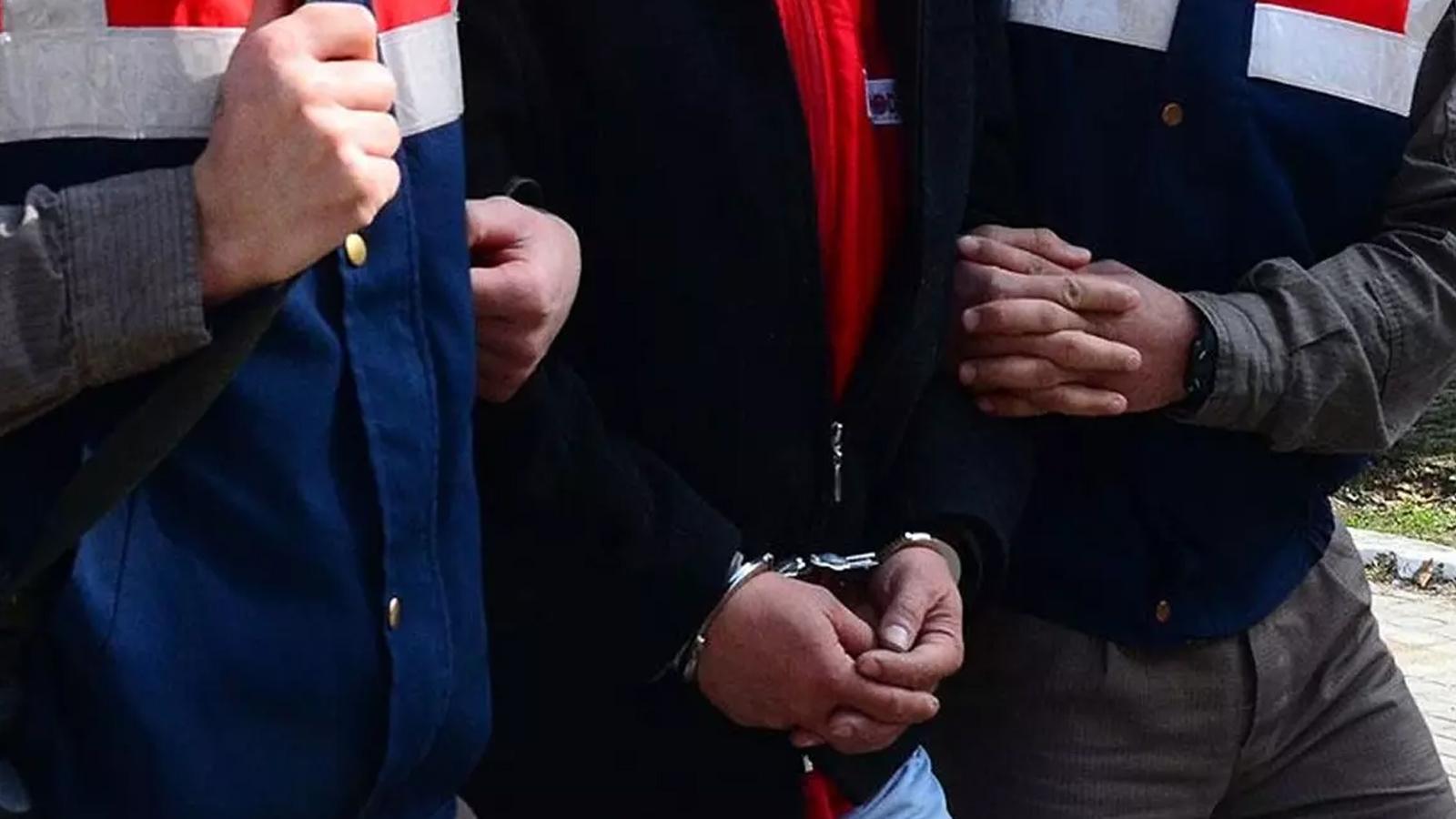 Adana'da "uyuşturucu ticareti" suçundan aranan firari hükümlü yakalandı