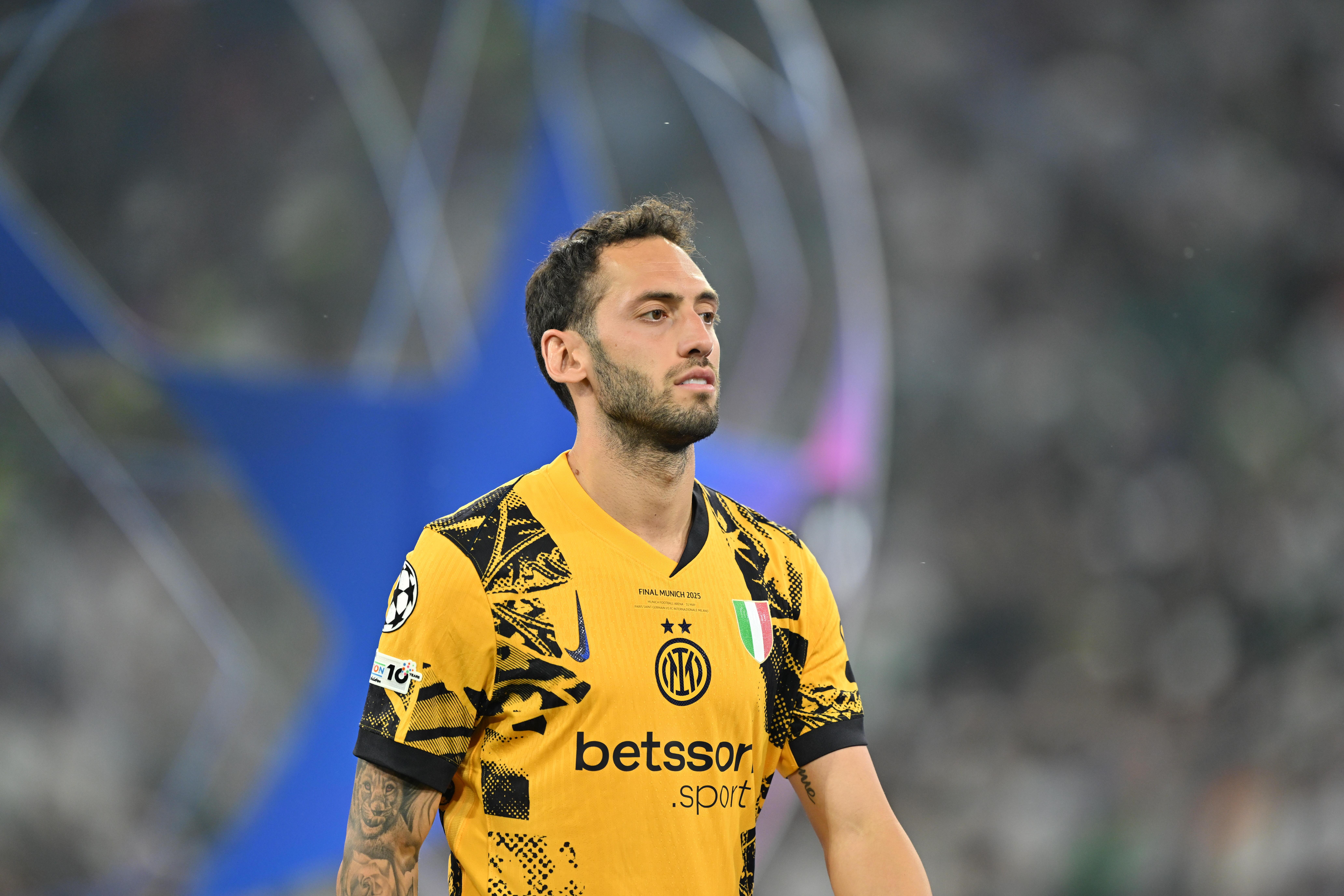 Inter kararını verdi! Hakan Çalhanoğlu listede yer aldı