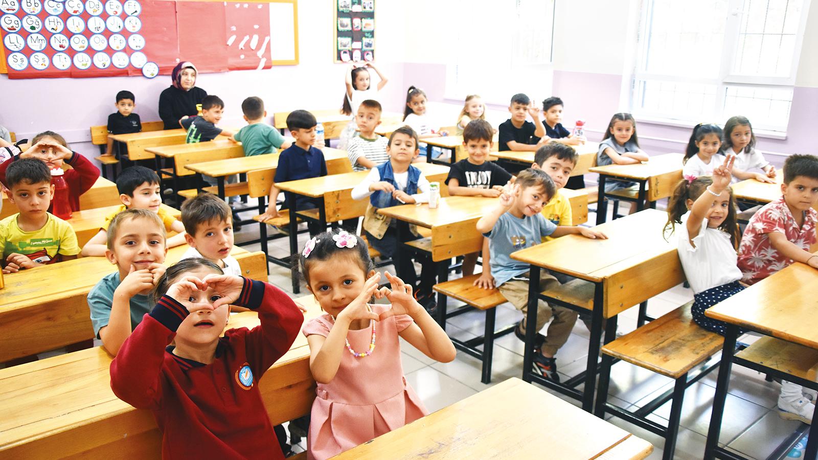 İstanbul'da okul saati kararı... Valilik duyurdu
