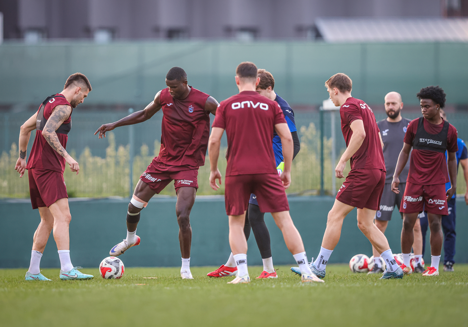 Trabzonspor, Fenerbahçe maçının hazırlıklarına başladı