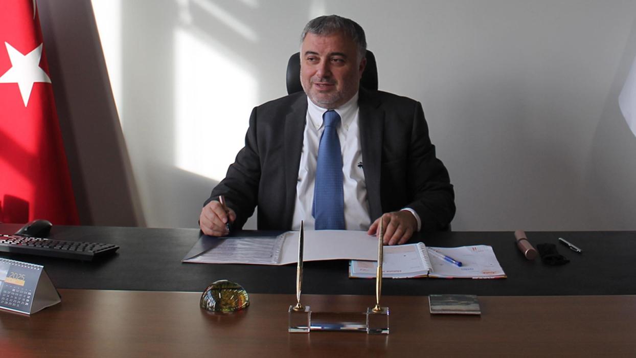 Marmara Üniversitesi'nde yeni dönem: Rektörlüğe Prof. Dr. Mehmet Emin Okur atandı
