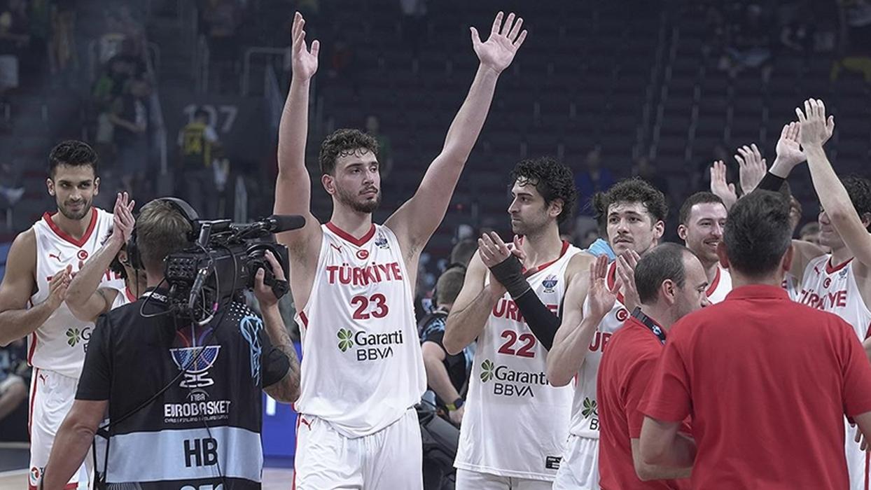 12 Dev Adam'ın çeyrek finaldeki rakibi Polonya oldu