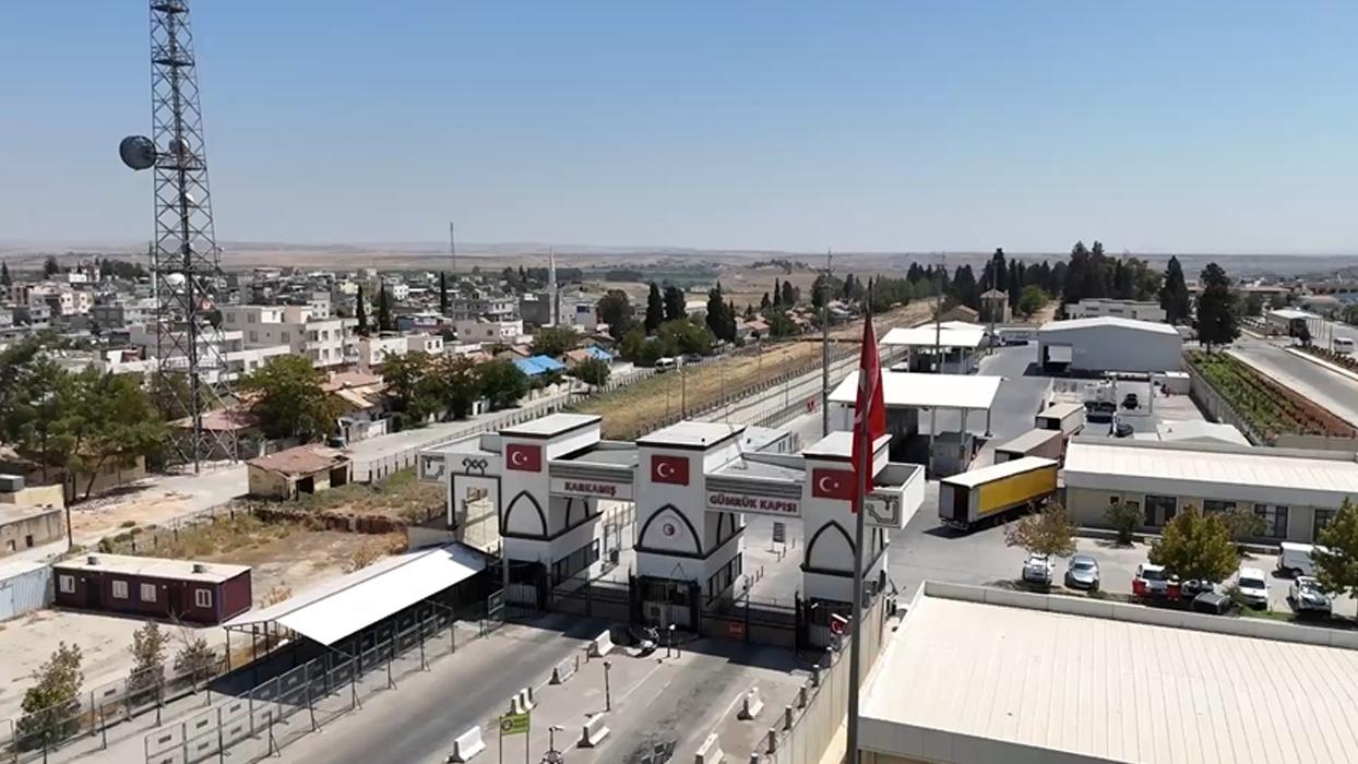 Bakan Yerlikaya, Türkiye'den ülkesine dönen Suriyeli sayısını açıkladı
