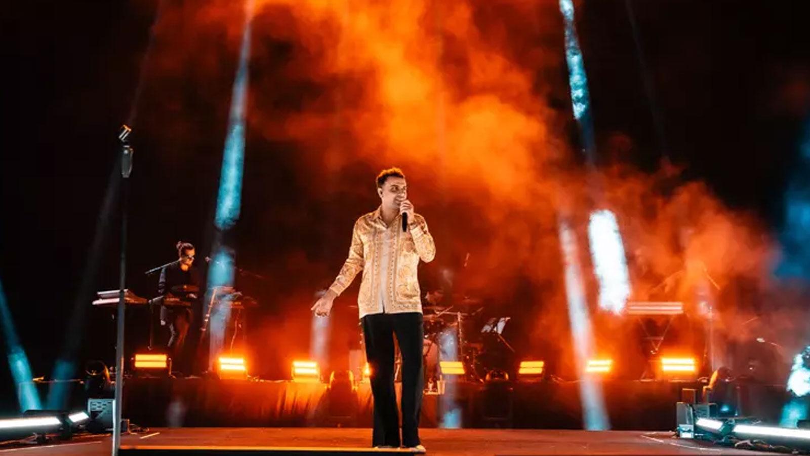 Çanakkale Kültür Yolu Festivali: Salman Tin'in enerjik performansıyla unutulmaz bir final!
