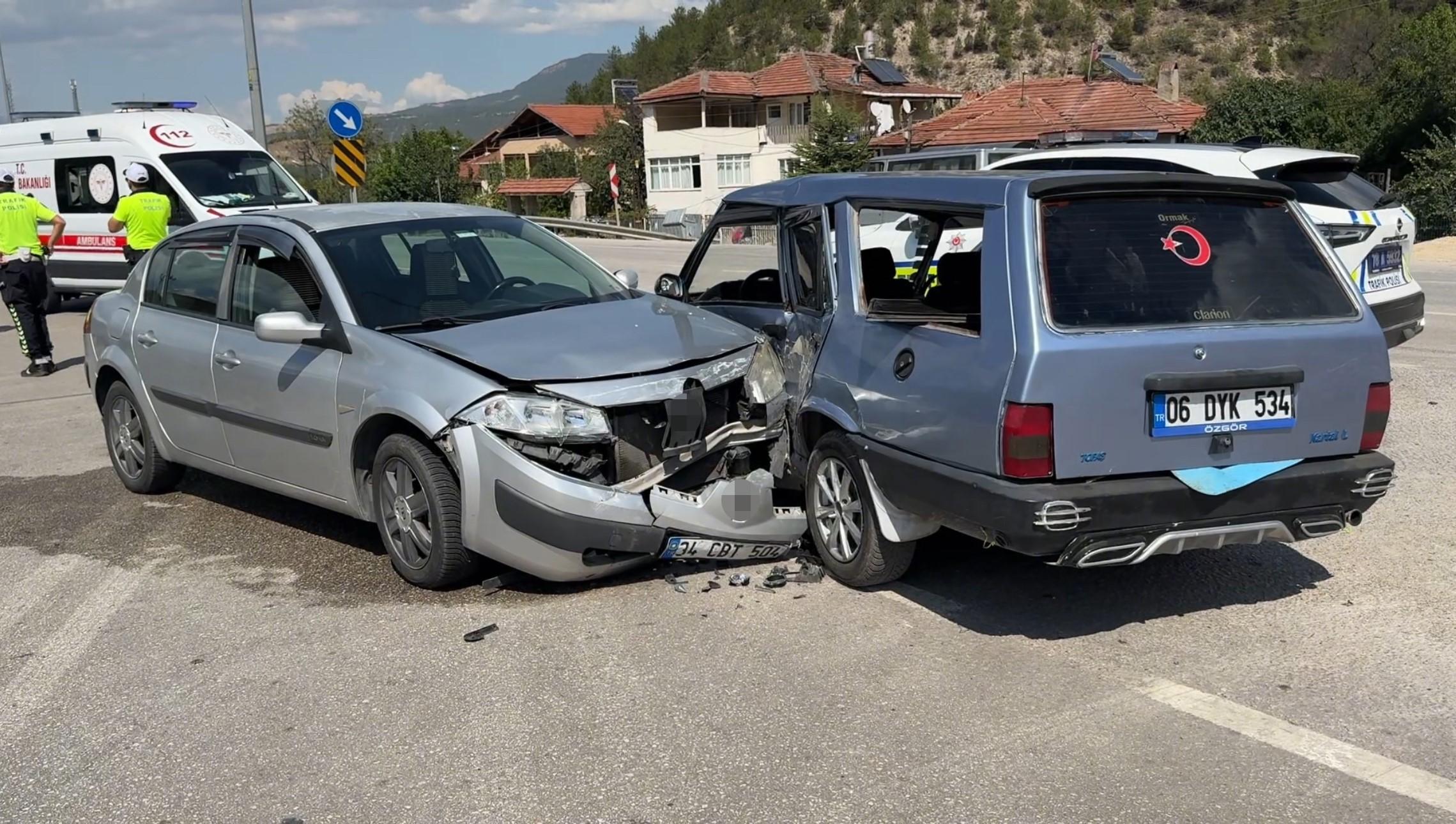 Karabük'te trafik kazası: 6 yaralı