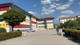 Okul müdürüne saldıran şahıs gözaltına alındı