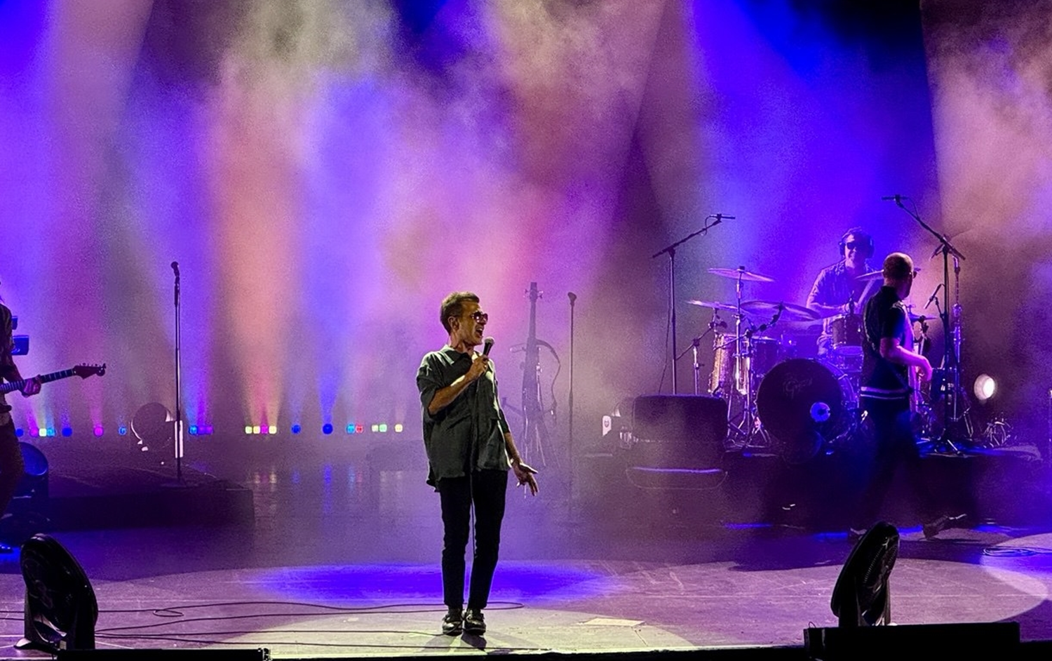 Teoman, Türkiye turnesi kapsamında İstanbul'da konser verdi