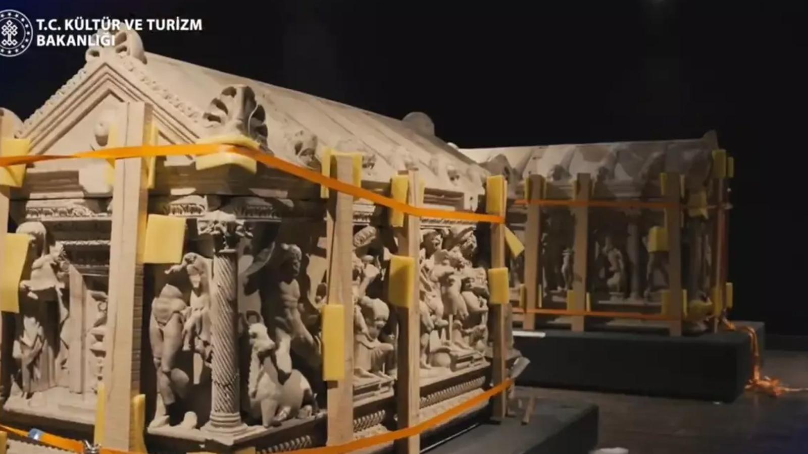 Antalya'da 100 bin eser, modern müze projesi için taşındı