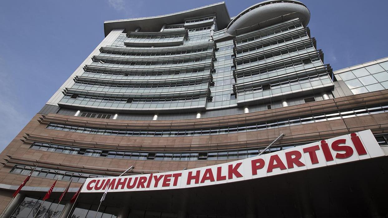 CHP'nin "şaibeli kurultay" davası 24 Ekim tarihine ertelendi.