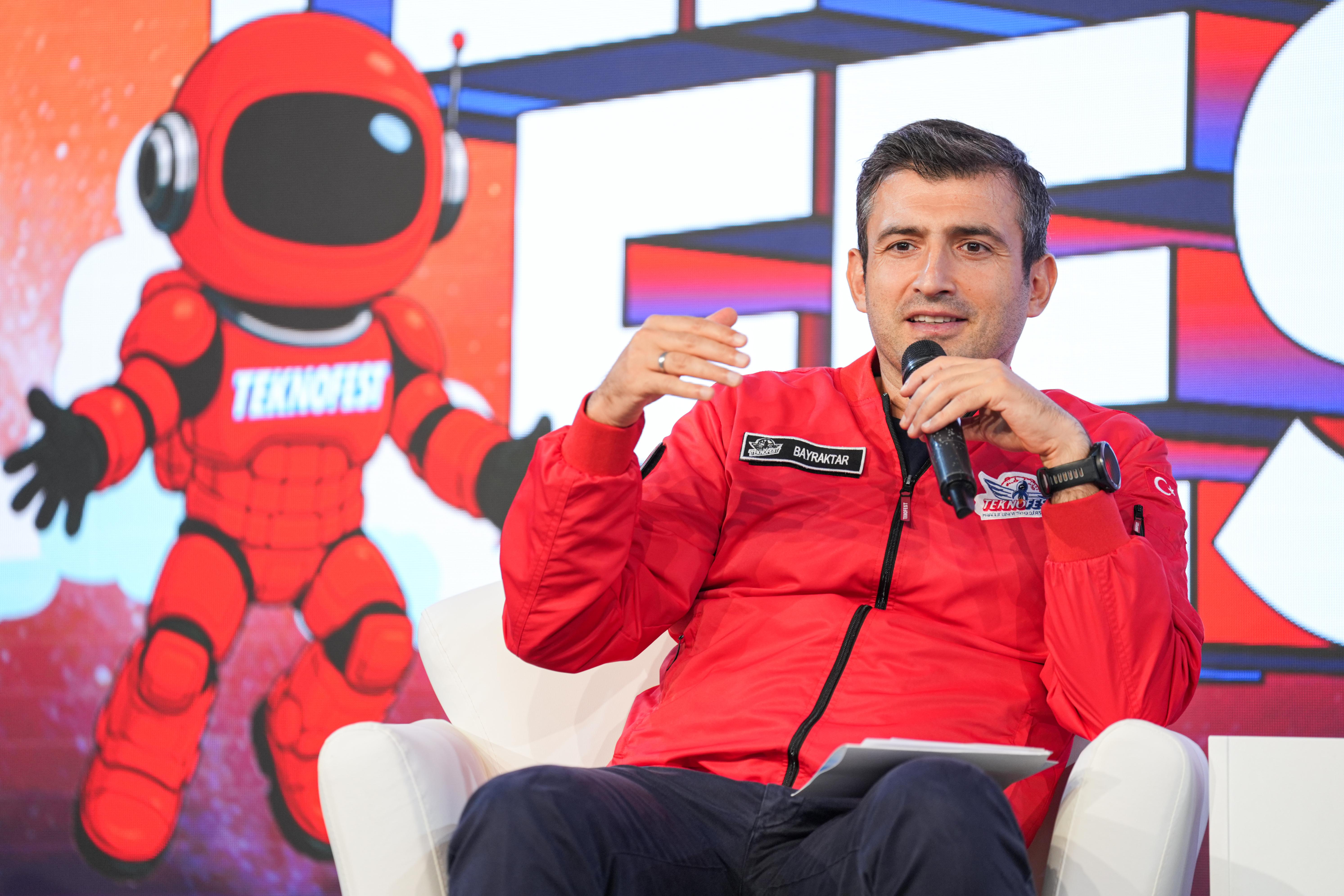 Selçuk Bayraktar'dan TEKNOFEST mesajı... "Bir özgüven devrimi"
