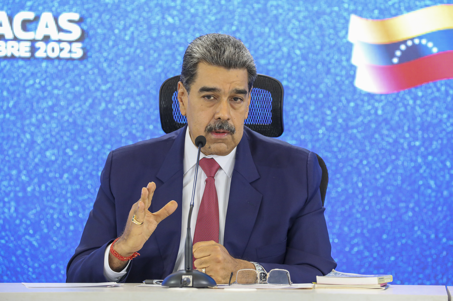 Venezuela Devlet Başkanı Maduro: ABD'nin askeri hareketliliğine hazırız