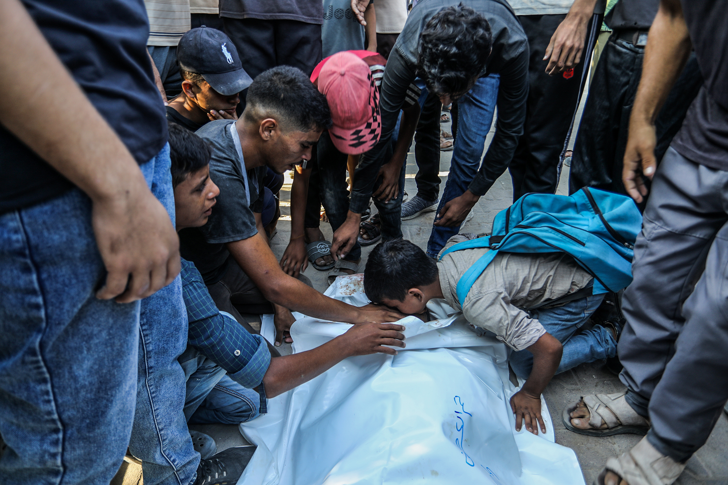 Katil İsrail'den Gazze'ye ağır bombardıman! En az 40 Filistinli şehit oldu