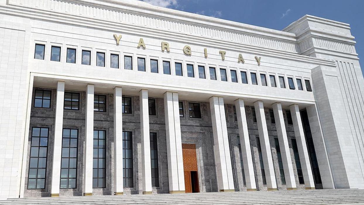 Yargıtay: Sürekli alkol alan ve eşine kötü davranan koca tam kusurlu