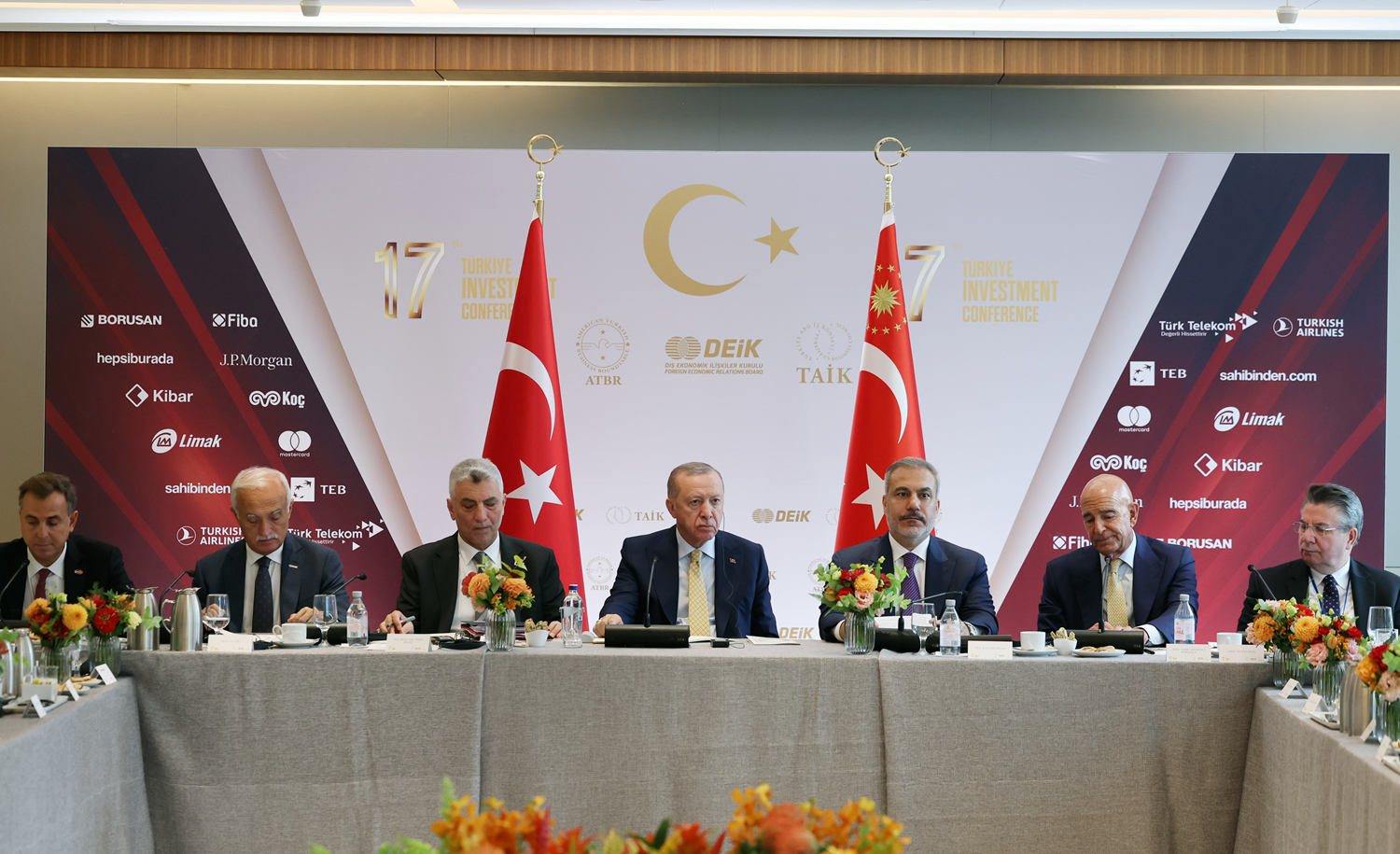 Cumhurbaşkanı Erdoğan, ABD'de Sektörel Yuvarlak Masa Formatında Türk Yatırım Konferansı'na katıldı