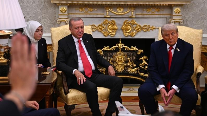 Beyaz Saray'da tarihi zirve