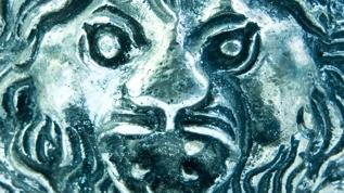 Doğuştan lider göz önünde bulunmayı seven Aslan burcunun doğal taşı nedir