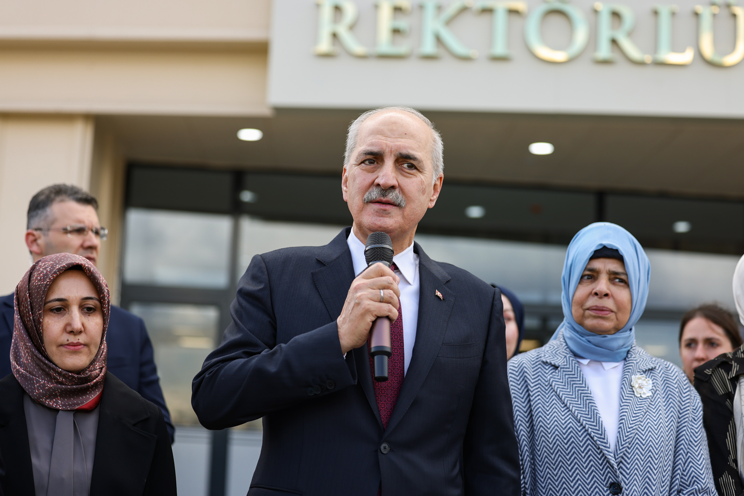 TBMM Başkanı Kurtulmuş yeni rektörlük binasının açılışını yaptı
