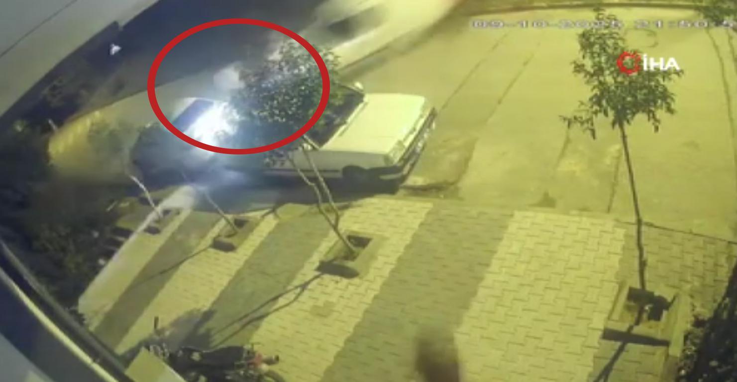 Freni patlayan araç çocukların arasına böyle daldı